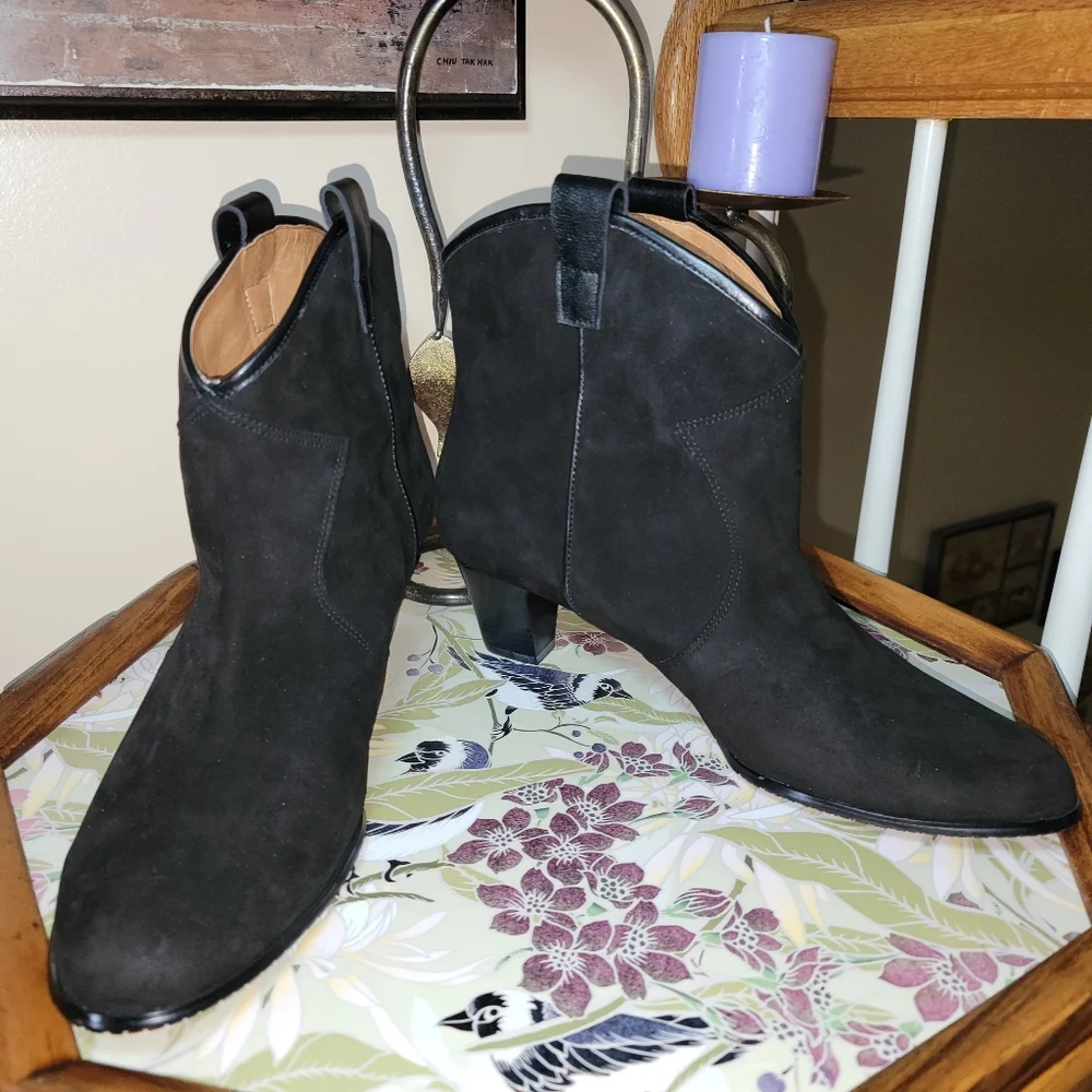 Array Black‎ Suede Leather Booties - Size 11
